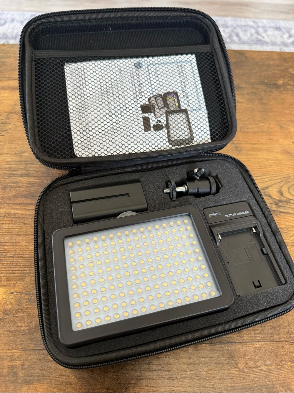 Portable On-Camera LED Light Panel - Picture 5 of 7